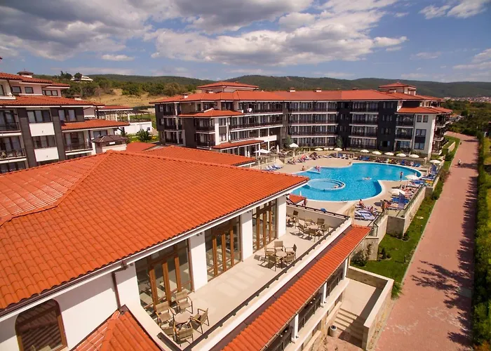 Nevis & Aqua Park 4*