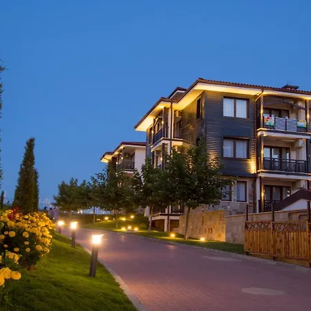 Nevis & Aqua Park Slăntjev Brjag