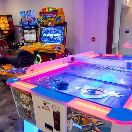 Nevis & Aqua Park 4* Slăntjev Brjag