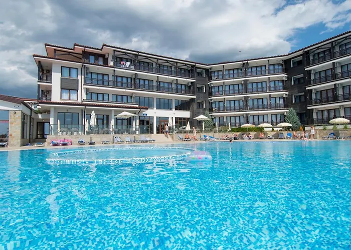 Nevis & Aqua Park Üdülőközpont