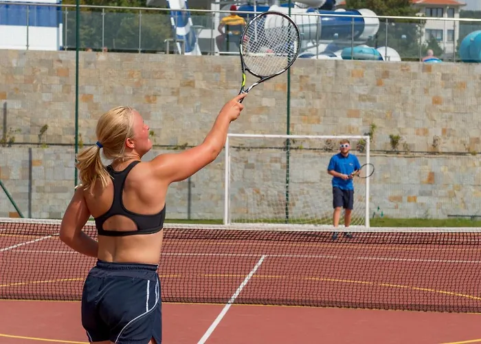 Nevis & Aqua Park Rezort 4*