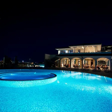 리조트 Nevis & Aqua Park 써니비치