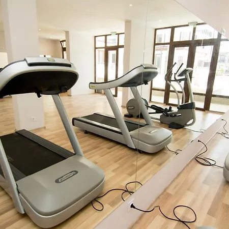 Здравен курорт Nevis & Aqua Park 4*