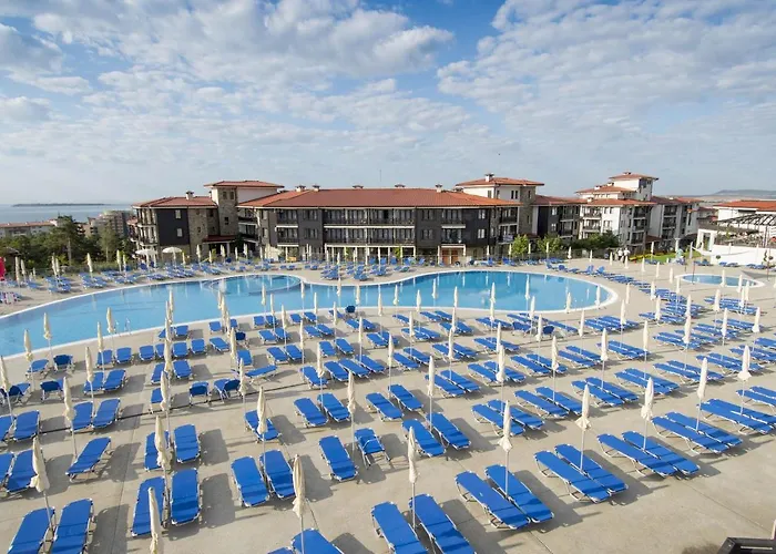 Nevis & Aqua Park 4* Σάνι Μπιτς