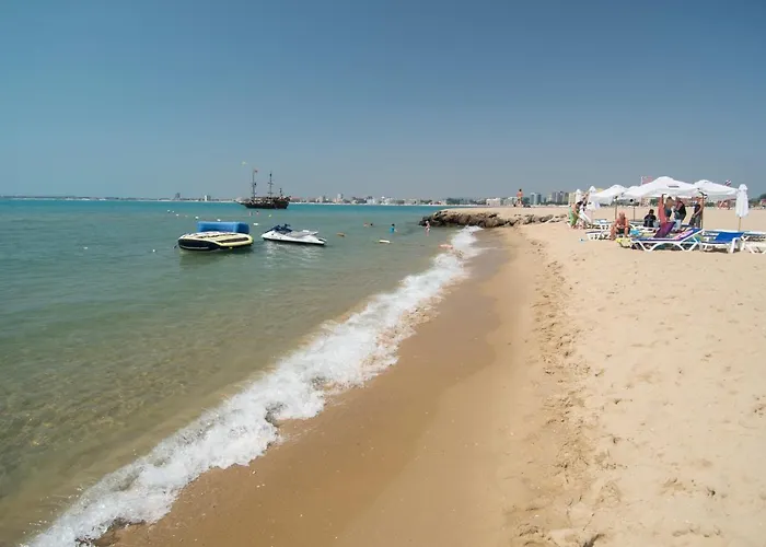 Nevis & Aqua Park 4* Σάνι Μπιτς