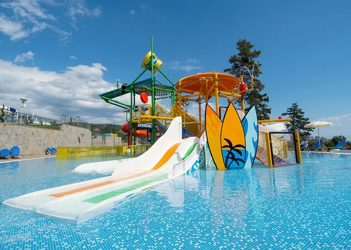 Nevis & Aqua Park Θέρετρο Σάνι Μπιτς