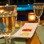 Nevis & Aqua Park サニービーチ
