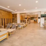 リゾート Nevis & Aqua Park 4*